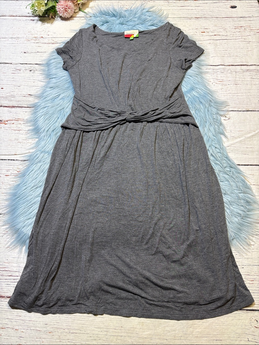 Anthropologie Fevour Twit Front Grey Jersey Short Sleeve Dress sz M